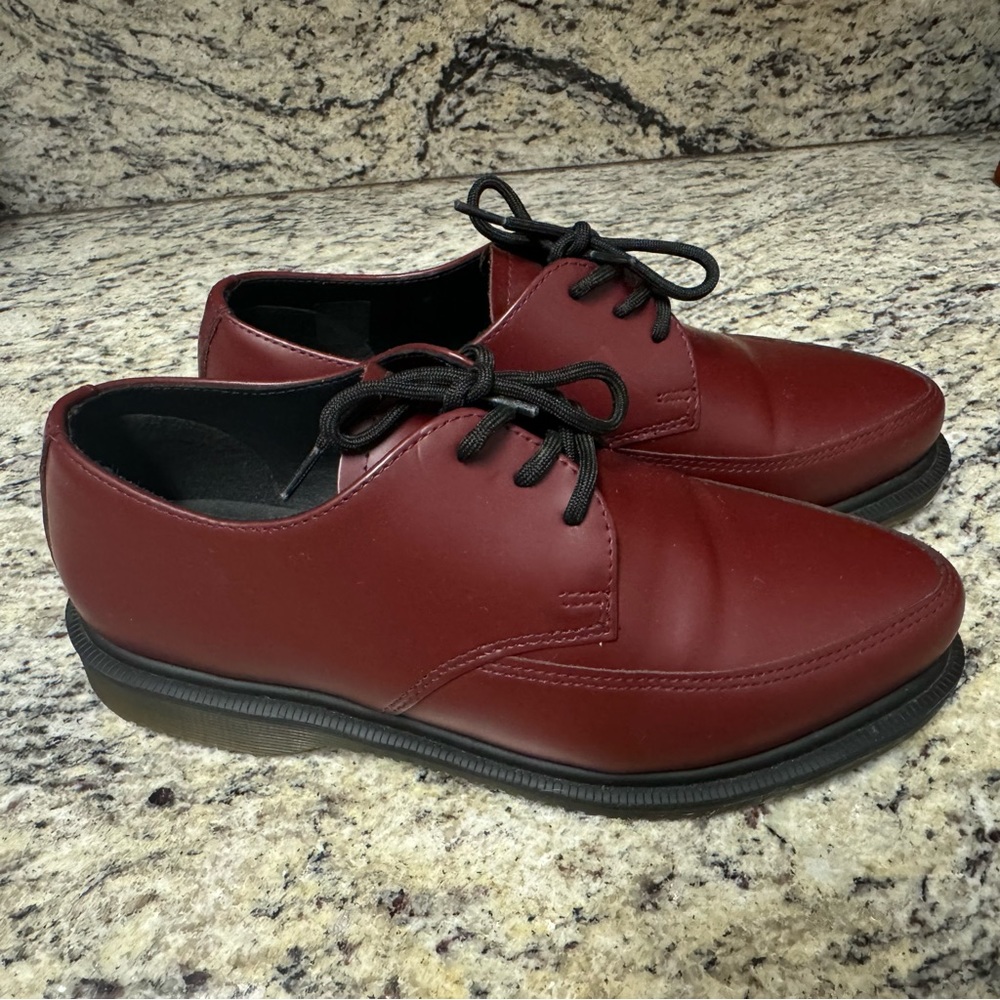 De. Martens Willie’s cherry red…size 6 men but fit size 7.5 in women
